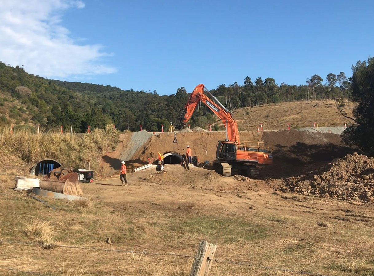 Pezzimenti Open Face Pipejacking Tiaro Culverts beneath Bruce Highway