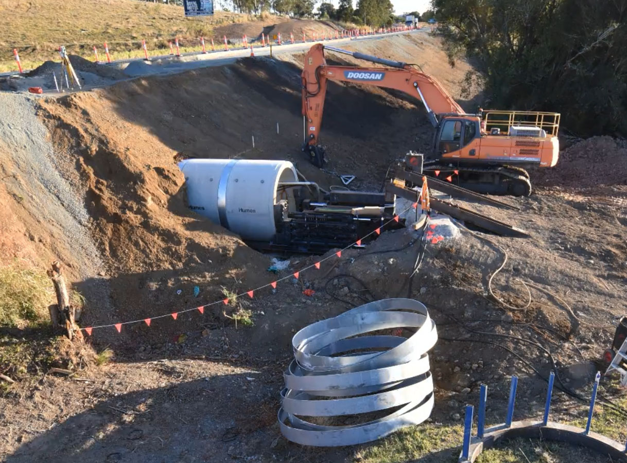 Pezzimenti Open Face Pipejacking Tiaro Culverts beneath Bruce Highway