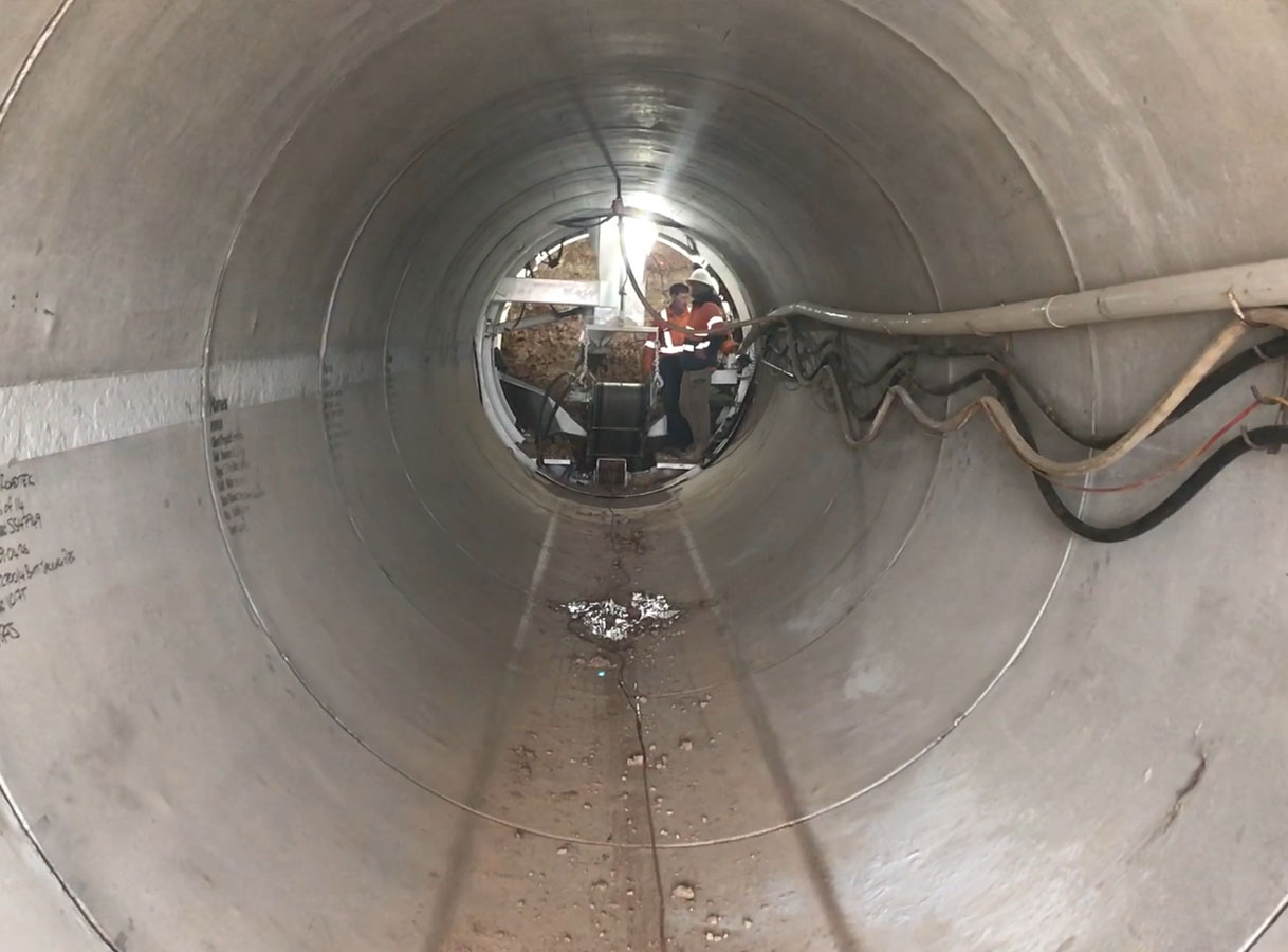 Pezzimenti Open Face Pipejacking Tiaro Culverts beneath Bruce Highway