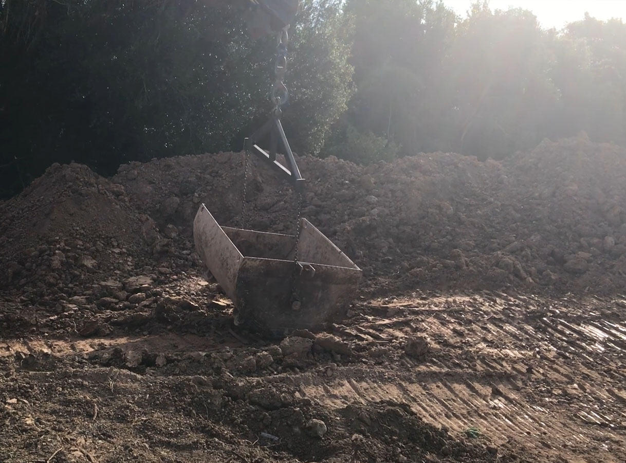 Pezzimenti Open Face Pipejacking Tiaro Culverts beneath Bruce Highway